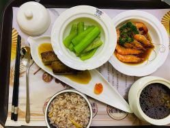 -星摇篮月子中心(市妇幼店)