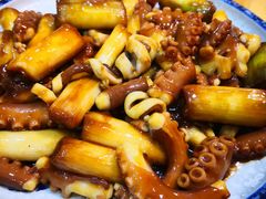 葱烧八爪鱼-小郭私房菜·海肠捞饭店(学士街店)