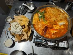 -富乐满韩国正宗炸鸡韩国料理(虹泉路店)