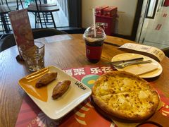 -乐凯撒披萨(东方新世界店)