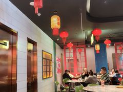 -黄弟大排档·湖南菜·小龙虾·小海鲜(凯旋北路店)