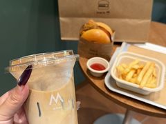 -M Stand(南京新街口金鹰店)