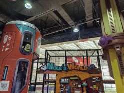 -欧酷世界动力星球(王府井奥莱UP TOWN店)