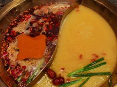 -小天鹅火锅·一线江景洪鼎旗舰店(洪崖洞店)
