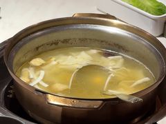 -喃喃椰·糟粕醋·椰子鸡火锅(七堡花园店)
