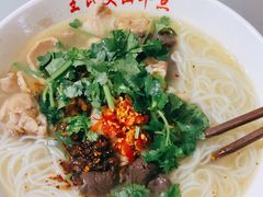 -文山荷鲜居(翠湖店)