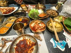 -草家酱蟹炭火烤肉店(珲春南路一店)