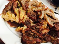 -闫家驴肉老店(华电一校店)