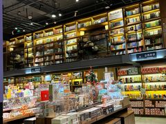 -半山书局(新世纪商城店)