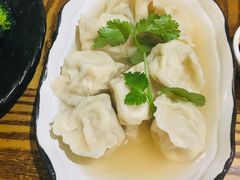 -彩蝶谷美食廊·粤式经典南番顺·铁板烧烤泰风味(广州长隆酒店)