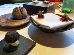 餐前面包配蘑菇粉黄油-三嚥阁 La Villa Restaurant