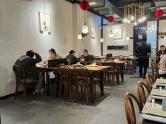 -乔街深夜食堂·小龙虾·高压锅生蚝(杭州总店)