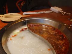 -东巴婆婆云南鱼豆花火锅(大东门店)