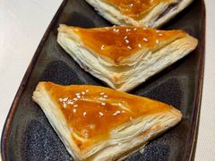 自制子姜叉烧酥-侨美食家·粤菜(体育西路店)