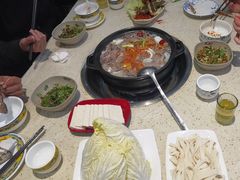 -九寨沟特色牦牛肉汤锅