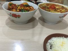 -老游独一佳湘菜馆(高新四路店)