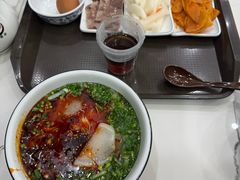 -伊穆祥牛肉面总店·清真