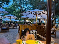 -三亚艾迪逊酒店·海滩烧烤 BARBACOA·现场乐队·浪漫晚餐·烧烤海鲜