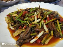-洪霞餐馆