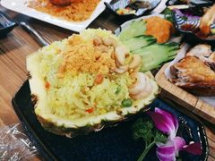 泰式凤梨菠萝炒饭-Hi YOU你的饭局泰餐厅(雍和宫店)