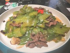 -羽鸽集·乳鸽专门店·地道顺德菜(岭南站店)