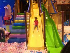 -鸿通城购物中心