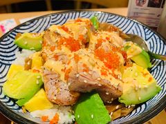 三文鱼牛油果盖饭套餐-沼津港渔市(宏伊国际广场店)