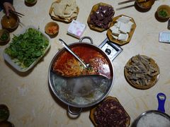 -黄利砖万峰林布依特色酸笋牛肉馆