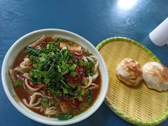 黄面凉皮-恺撒烤包子