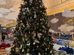 -乐蓬马歇百货公司(Rive Gauche)