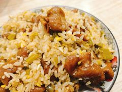 -老头爱马仕酸豇豆炒饭(丰富路店)