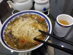 -鸿兴面馆馄饨小笼(稻香店)