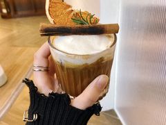 -ZAZA.CAFE.BAR