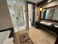 -三亚亚龙湾铂尔曼别墅度假酒店