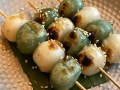 烤糯米小丸子-龟兹KUCINA·新疆菜(前滩L+PLAZA店)