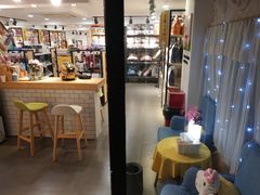 -宠小格时尚宠物生活馆(唐镇店)