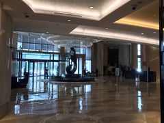 -天津梅江中心皇冠假日酒店