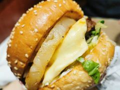 -The Habit Burger Grill 哈比特汉堡(爱琴海店)