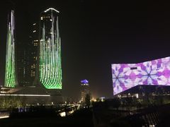 -南京眼步行桥
