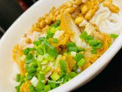 -桂姥姥·桂林卤粉·锅烧桂林米粉(莲塘店)