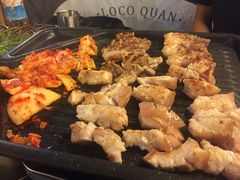 烤五花肉-401餐厅(弘大店)