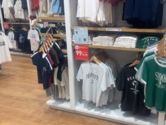 -优衣库(太原龙湖万达广场店)