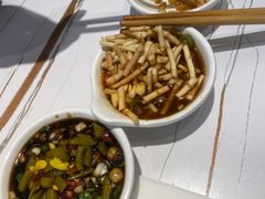 -丽丽三鲜螺蛳粉(田林路店)