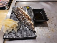 盐烤青花鱼便当-日葵 大阪烧ひまり(仙霞路店)