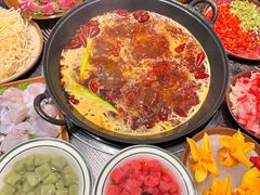 -冯校长老火锅(中联广场店)
