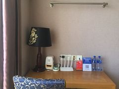 -清水湾酒店(深圳横岗塘坑地铁站店)