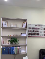 -苗方清颜专业祛痘·皮肤管理