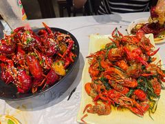 -巴厘龙虾·榜首油焖大虾(音乐学院·沿江酒馆店)