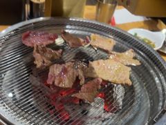 -青瓦餐厅·生鱼片·韩园烤肉(西塔店)