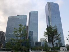 -深圳国际会展中心希尔顿酒店(前海华发冰雪世界店)